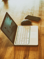 厚生労働省が提供する事業主・労働者向けのお役立ち動画